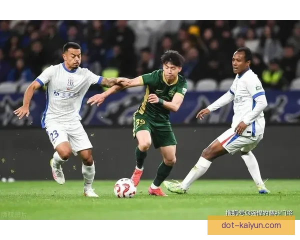 中超球员经历逐渐丰富，许多球员在联赛中展现出持续提升的状态